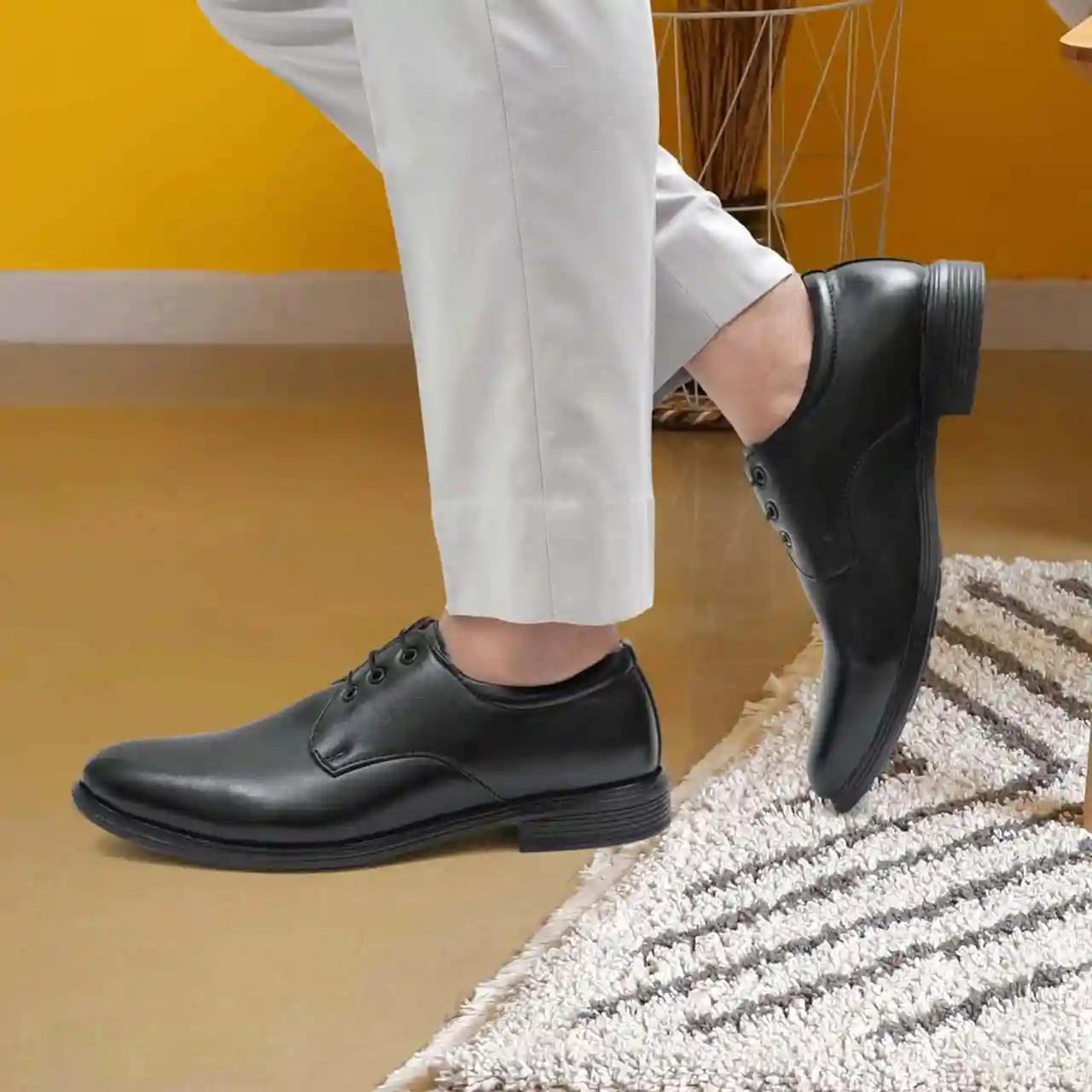 WUGO::Latest Stylish Men Formal Shoes|Black Derby Shoes|Office Shoes For Men's & Boys - Black(Size-43)